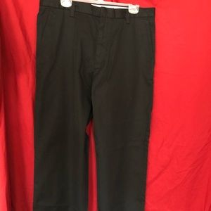 Men’s Banana Republic chino pants.